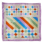 Μαντήλι Γυναικείο Τετράγωνο Σατέν εμπριμέ με γεωμετρικό μοτίβο